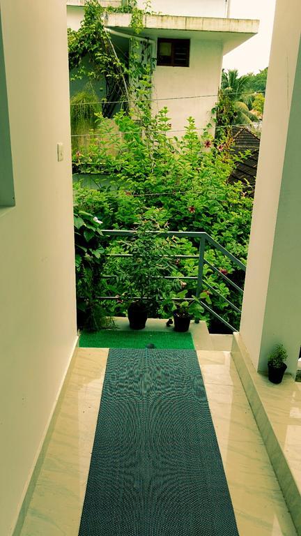 Villa Mariana Kochi エクステリア 写真
