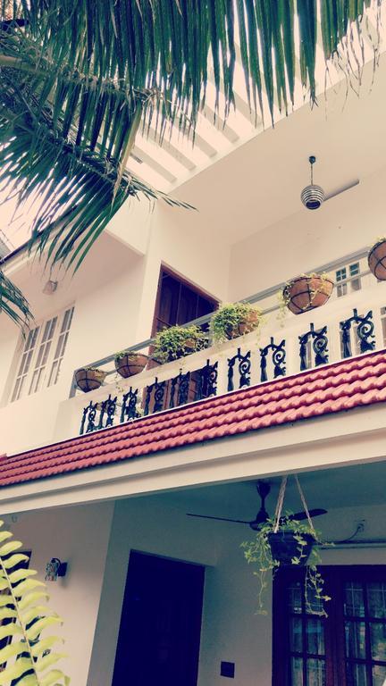 Villa Mariana Kochi エクステリア 写真